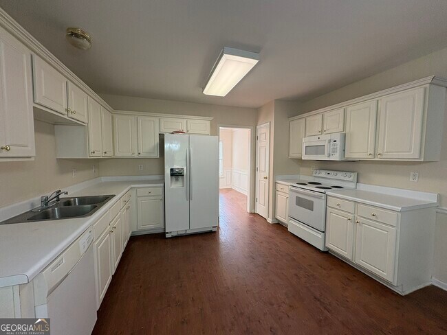 Building Photo - 3409 White Sands Way