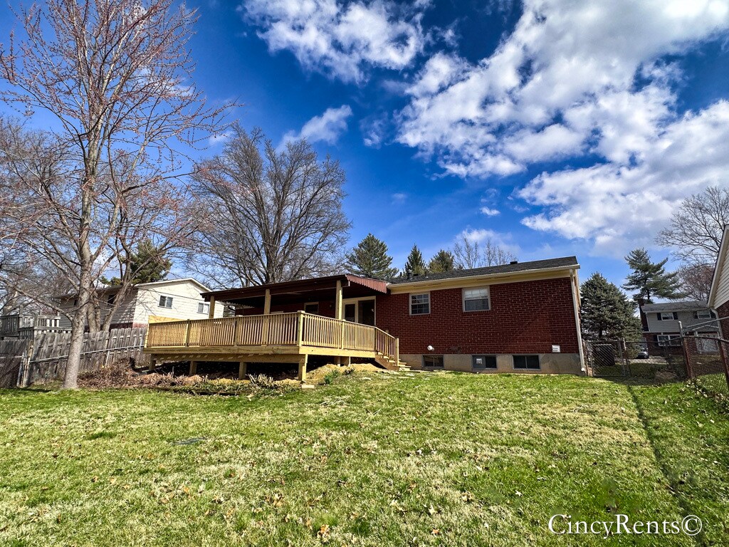 Building Photo - 1647 Rockhurst Ln