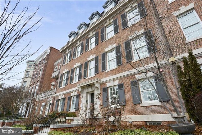 Building Photo - 2125 S St NW