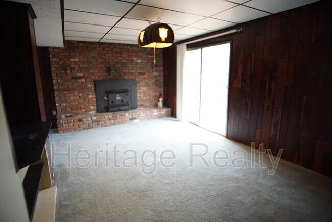 Building Photo - 6209 Bryan Ln
