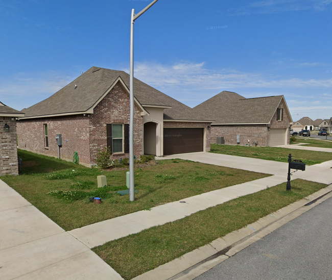 Building Photo - 3 bedrooms 2 baths - Youngsville, LA