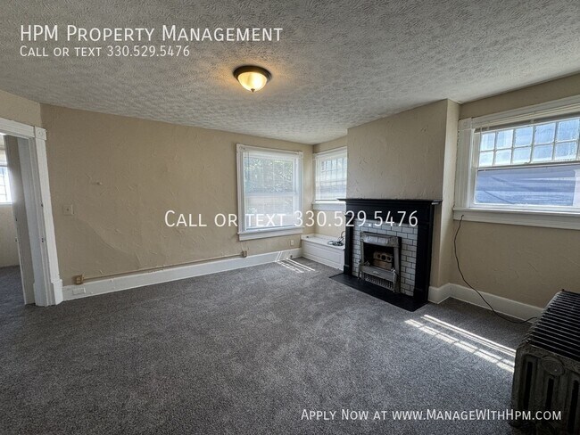 Building Photo - 1307 Woodland Ave NW