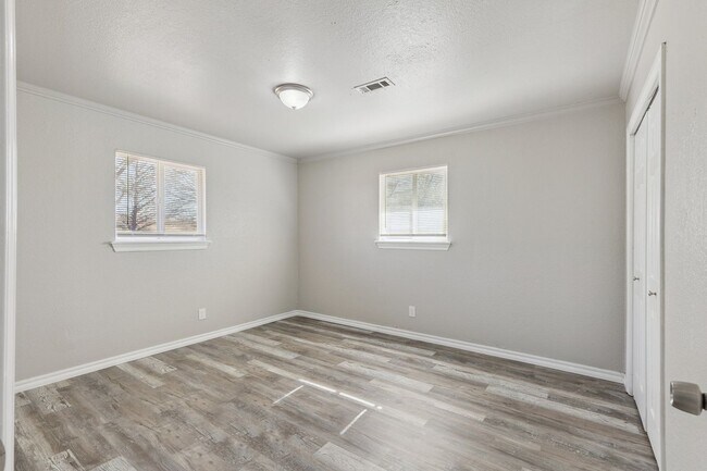 Building Photo - 3 bed, 1 bath home in Midwest city,Ok