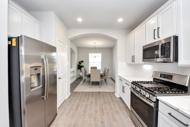 Building Photo - 15307 Davan Springs Dr