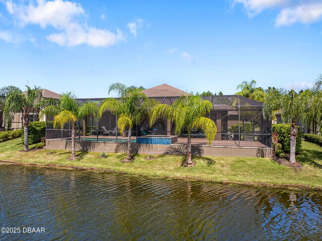 Building Photo - 663 S Lake Dr