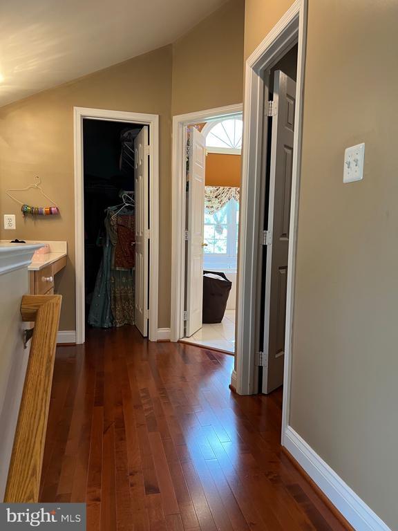 Building Photo - 3911 Arbor Crest Way