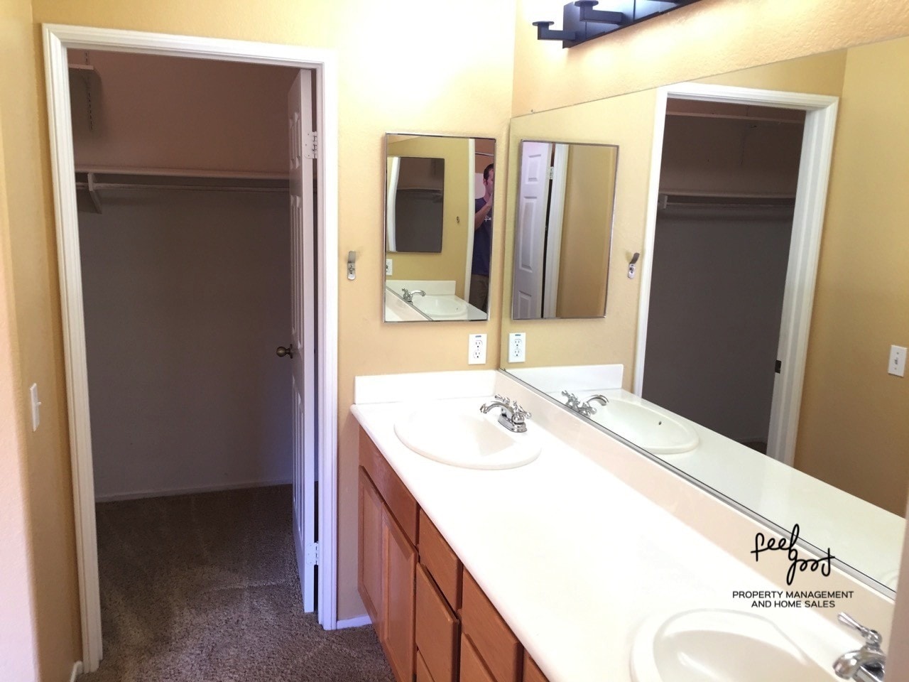 Building Photo - 305 Diamante Way