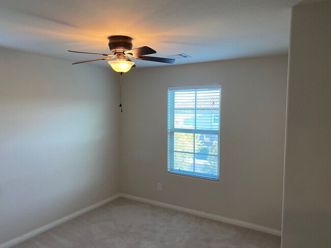 Building Photo - Tuscany Ranch Living