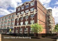 Building Photo - Modern Condo on Front St. with River views...