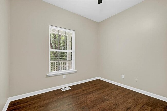 Building Photo - 1477 Akridge St NW