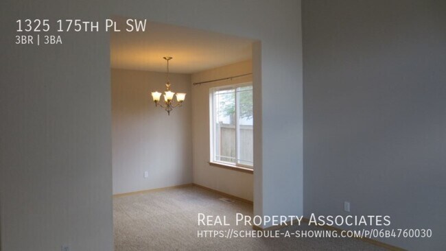 Building Photo - 1325 175th Pl SW
