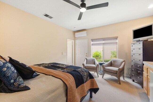 Building Photo - 78328 Cll Las Ramblas