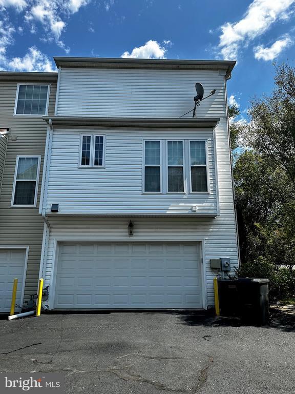 Building Photo - 5035 Cool Fountain Ln