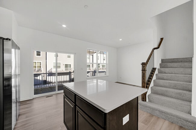 Building Photo - 203 Settlers Pl