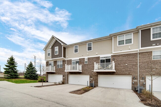 Building Photo - 4456 Monroe Ct