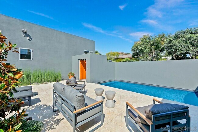 Building Photo - 8244 Prestwick Dr
