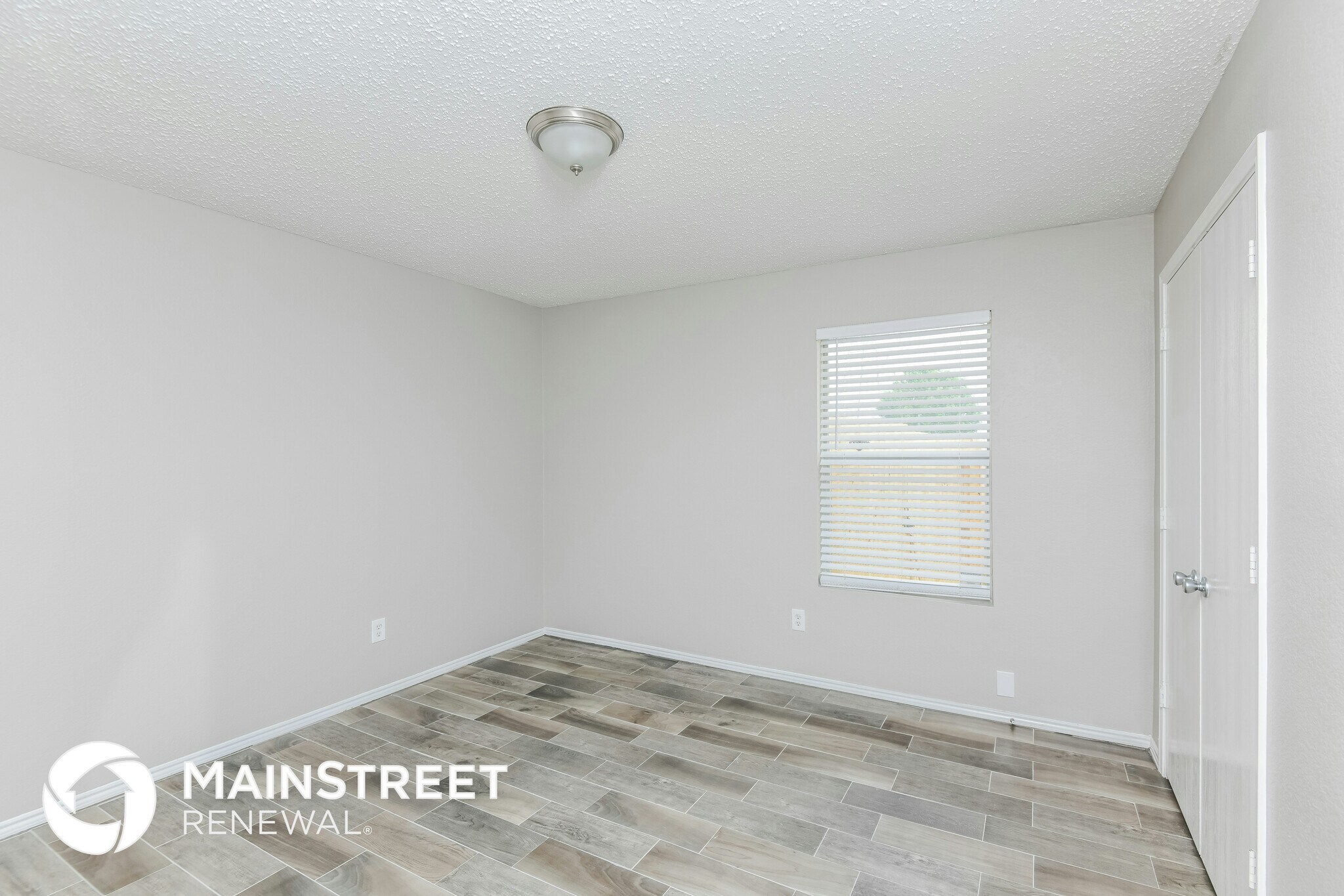 Building Photo - 6051 Guilia Dr