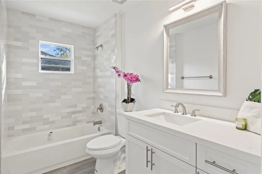 Building Photo - 8575 99th Ct