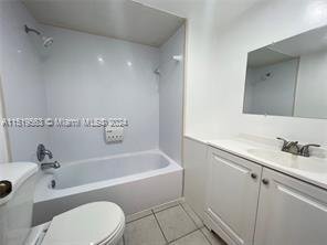Building Photo - 9210 Fontainebleau Blvd
