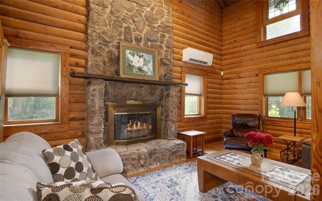 Building Photo - 2038 Toms Creek Rd