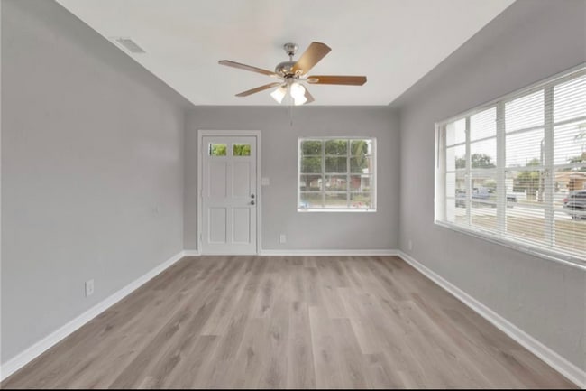 Building Photo - 925 17th St S