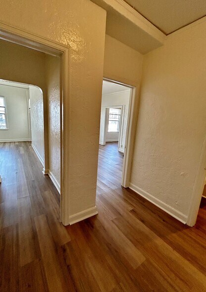 Building Photo - 1523 N McCadden Pl