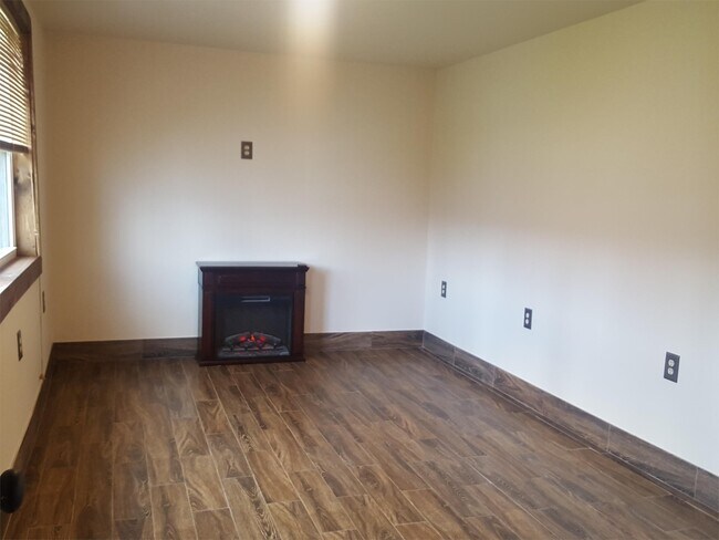Building Photo - 91 NY-245