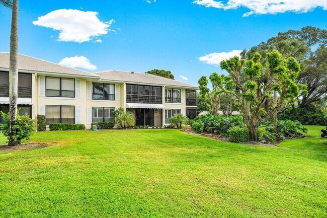 Building Photo - 3651 N Quail Ridge Dr