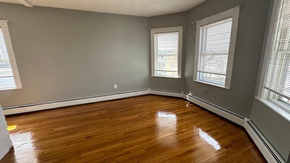 Building Photo - 60 Morton Ave