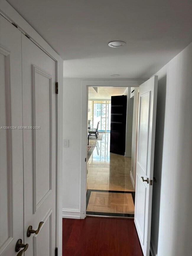 Building Photo - 19355 Turnberry Way