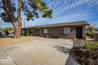 Building Photo - Charming 1Bdm 1Ba Apartment in Central Las Vegas - MI Special