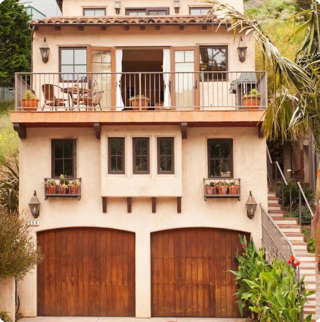 Building Photo - 759 Rockaway Beach Ave