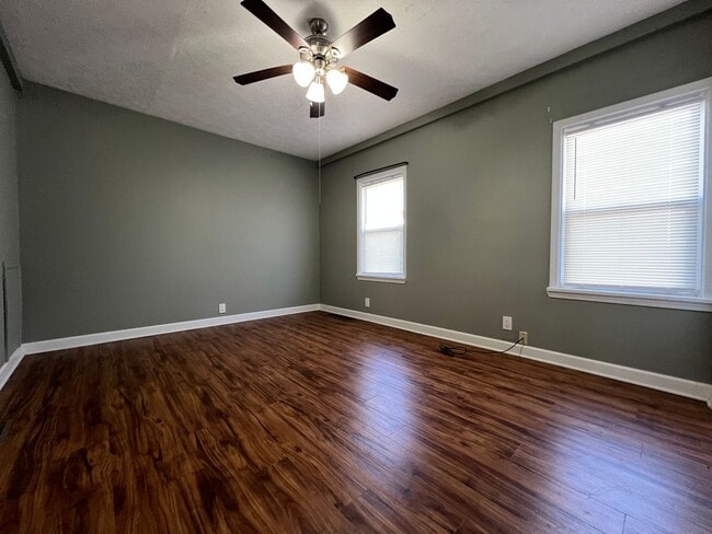 Building Photo - 1726 Starkweather Ave