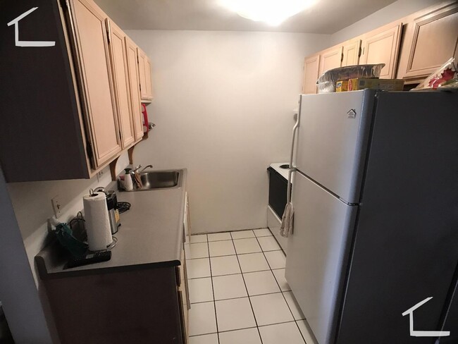 Building Photo - Cozy Jamaica Plan 1 Bed