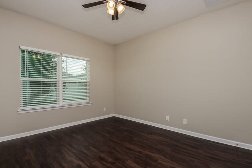 Building Photo - 1716 Hawksbill Ln
