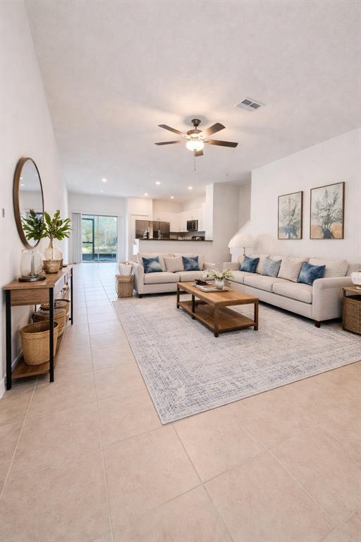 Building Photo - 6090 Shiner St