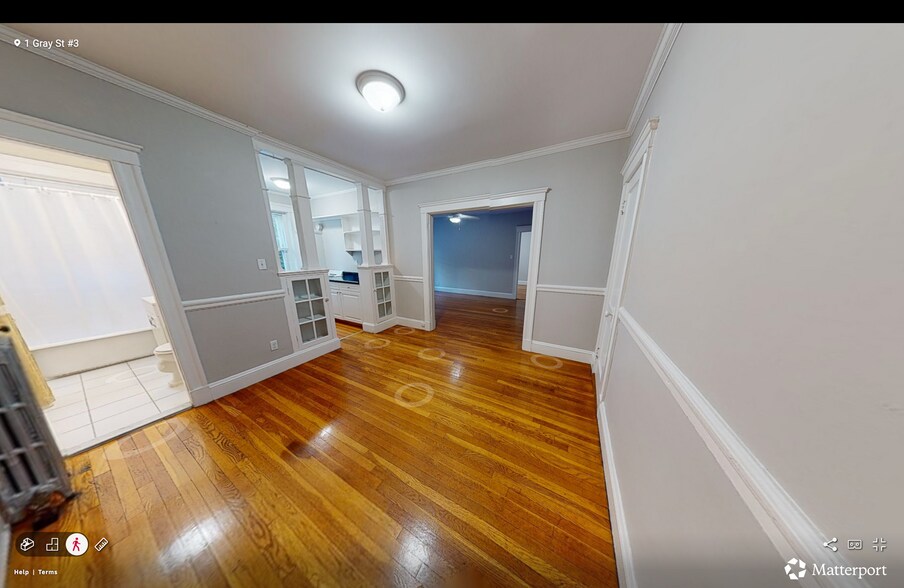 Building Photo - 32 Gray St