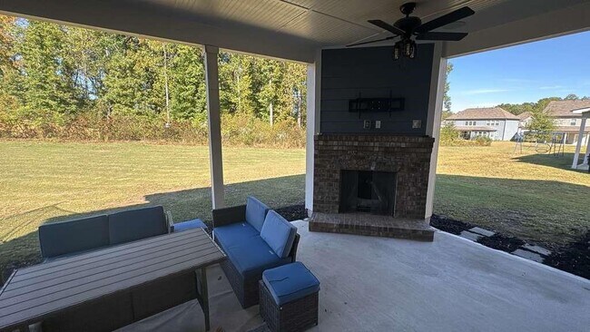 Building Photo - 7445 Easton Valley Ln