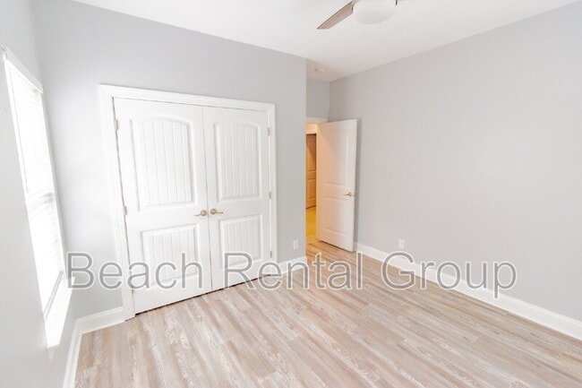 Building Photo - 1309 Painted Tree Ln