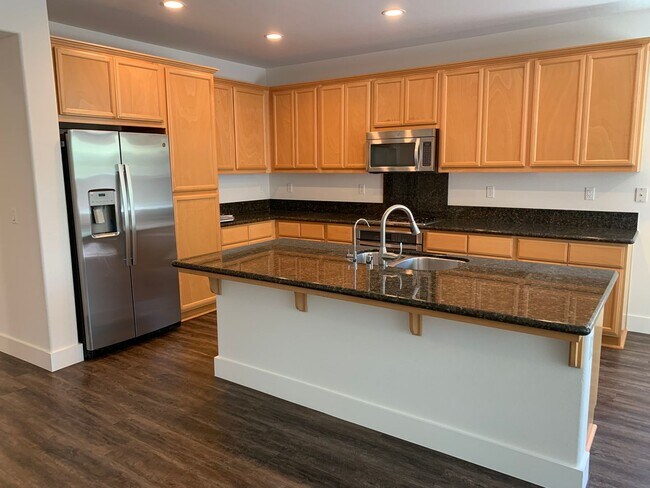 Building Photo - Beautiful Single Story Brentwood Home