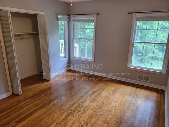 Building Photo - 506-508 Scott Boulevard