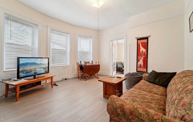 Building Photo - 21-23-23 48th St