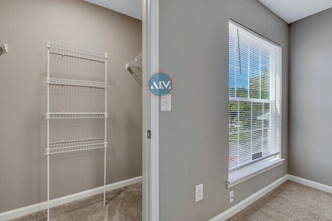 Building Photo - Welcome to 1117 Westbury – Modern Living w...
