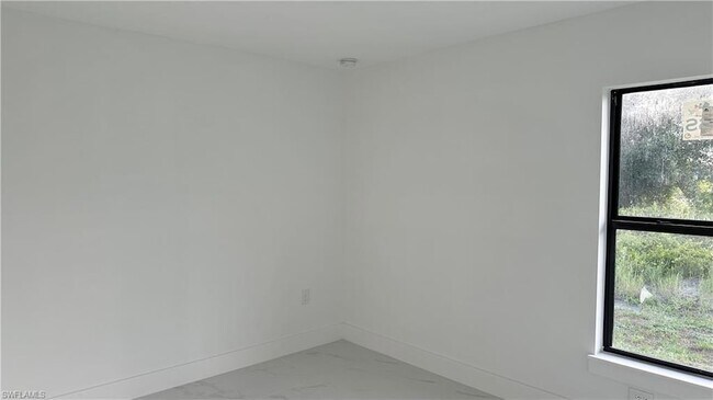Building Photo - 4105 East 15th Street