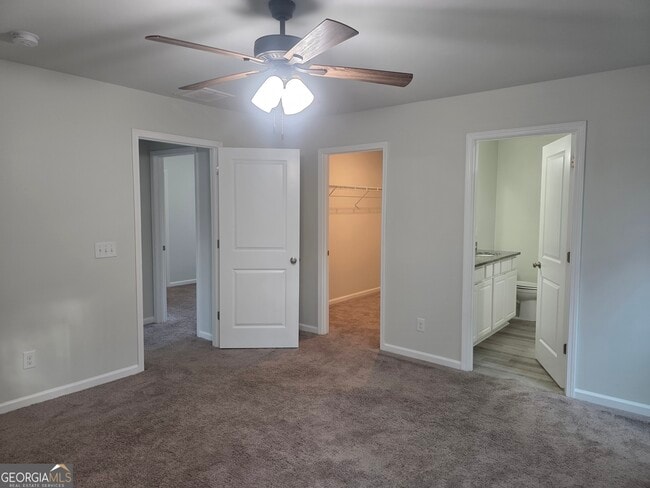 Building Photo - 27 Blackberry Cir