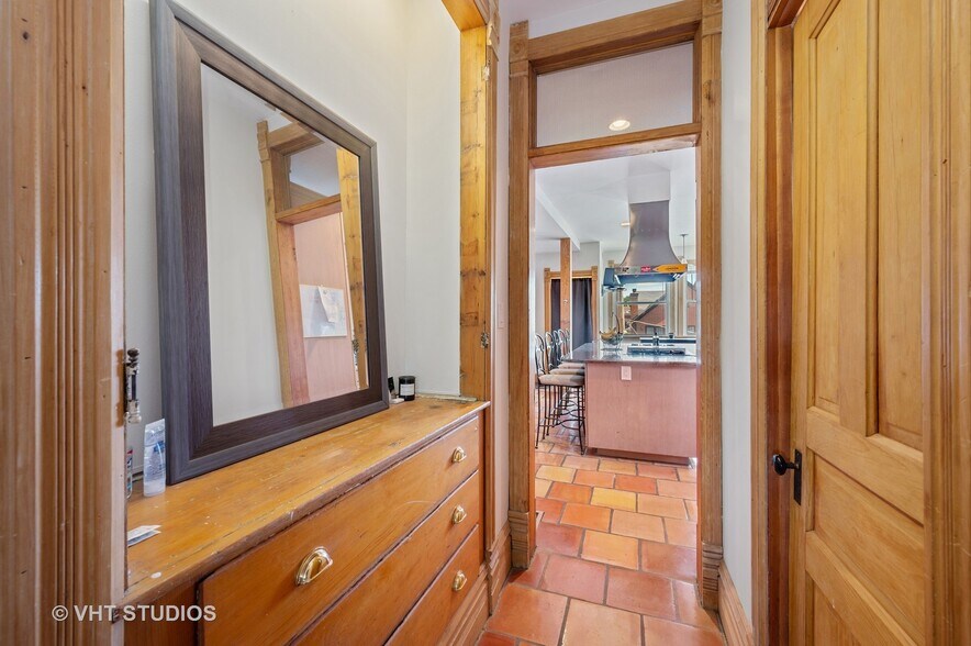 Building Photo - 3629 N Wayne Ave