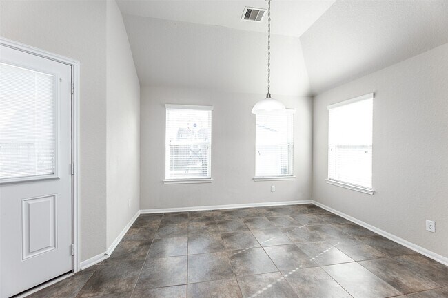 Building Photo - 18811 Calla Spring Dr