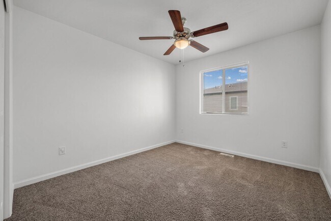 Building Photo - 1442 N 1130 E