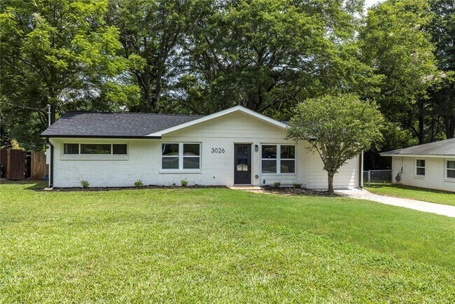 Building Photo - 3026 Brook Dr