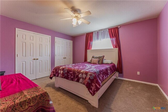 Building Photo - 701 Bighorn Dr